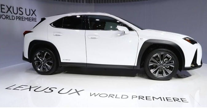 lexus ux 2018 фото сбоку