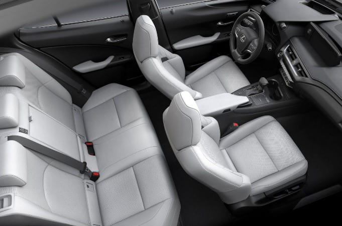 фото салона lexus ux2018