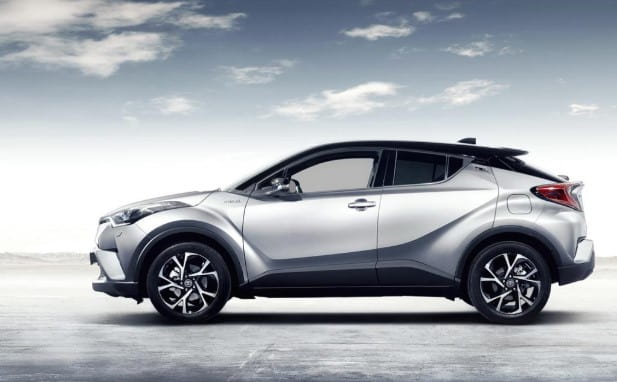 фото toyota c-hr 2018 вид сбоку