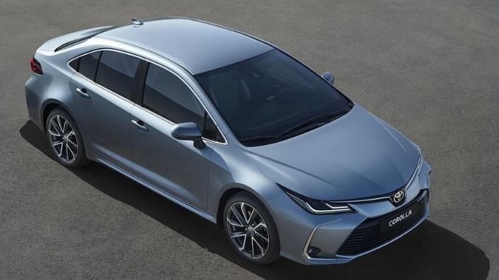 внешний вид toyota corolla 2019