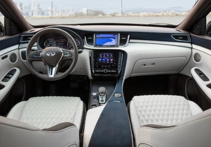 салон нового Infiniti QX50 2019