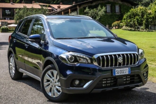 Сузуки SX4 2020 спереди